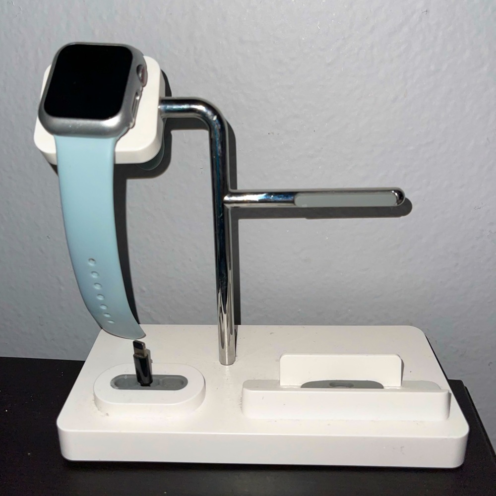 Charging stand